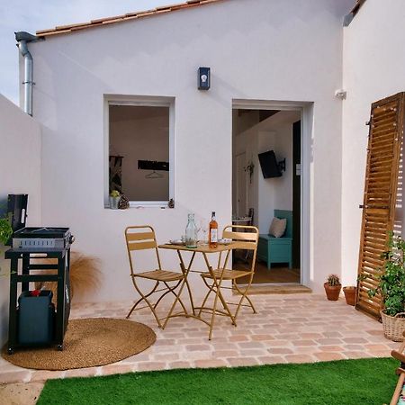 Studio Avec Terrasse A 250 Metres Du Port Rivedoux-Plage Buitenkant foto